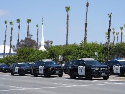 La policía de San Diego desplegó un fuerte operativo en el Centro Islámico de San Diego luego del atentado. EFE/O. Alonso