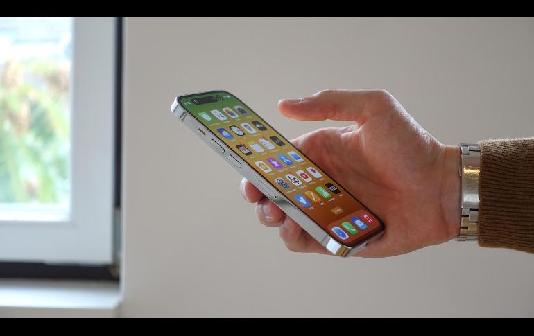 Los teléfonos de Apple pueden presentar problemas temporales como aplicaciones congeladas, lentitud o errores de conexión. Pixabay
