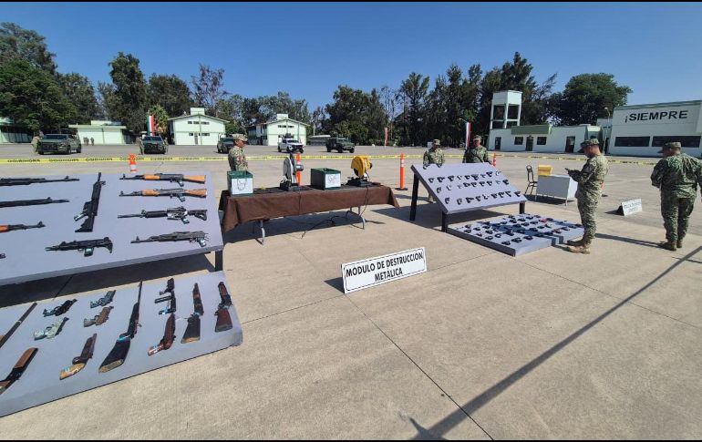 Esta mañana se destruyeron miles de armas decomisadas como parte de la estrategia de combate a la delincuencia. EL INFORMADOR / O. González