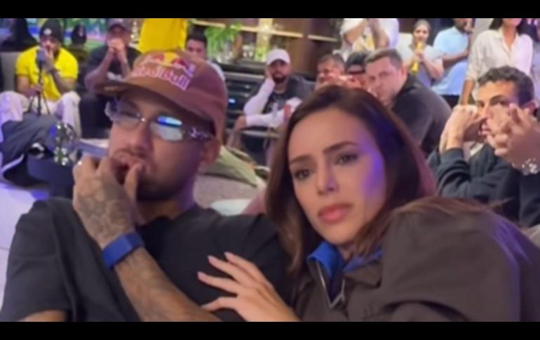 El futbolista brasileño Neymar vivió uno de los momentos más emotivos de su carrera al recibir la noticia de su convocatoria al Mundial, rodeado de familiares y amigos en una celebración privada donde no pudo ocultar la emoción y el alivio. INSTAGRAM / neymarjr