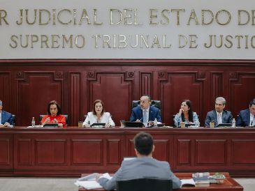El pleno del Supremo Tribunal de Justicia del Estado de Jalisco (STJEJ) aprobó durante una sesión ordinaria la implementación de nuevas herramientas tecnológicas que buscan optimizar tanto su operatividad institucional como la atención directa a la ciudadanía. CORTESÍA