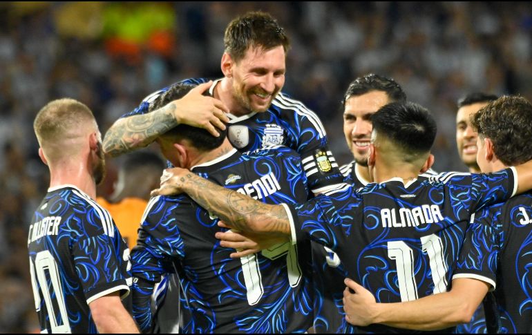 Argentina llega al Mundial 2026 como una de las máximas favoritas tras dominar Conmebol y mantener la base campeona del mundo. AFP/ ARCHIVO.
