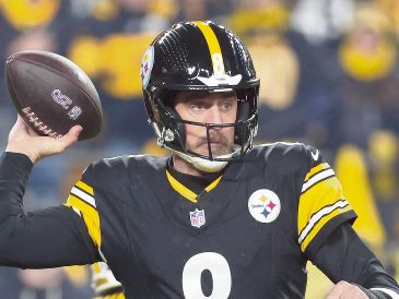Aaron Rodgers. El veterano de 42 años podrá ser nominado al Salón de la Fama para el arranque de la campaña en 2032. AFP