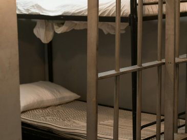 El enfrentamiento entre presos se originó a mediodía en el pabellón tres de la cárcel de Ciudad Obregón. PEXELS