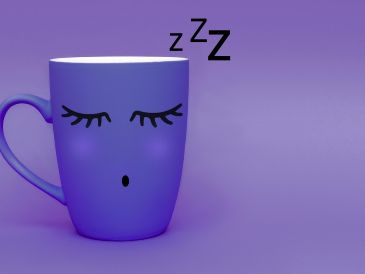 Se recomienda consultar a un médico de confianza antes de incorporar nuevas hierbas a tu rutina nocturna, especialmente si el problema de sueño es crónico. ESPECIAL / CANVAA