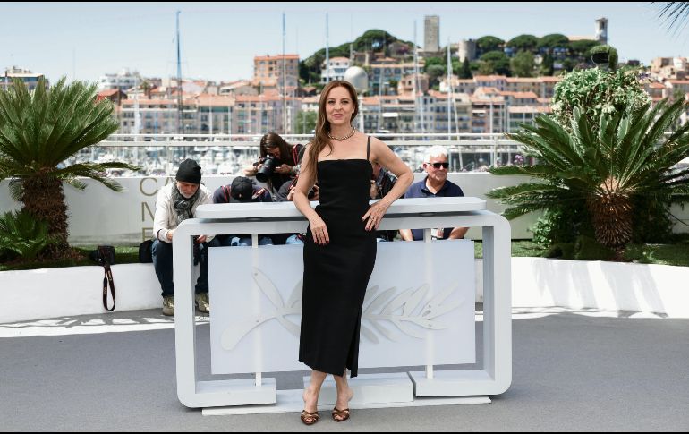 Marina de Tavira. La actriz mexicana posa durante una sesión fotográfica de la película “Siempre Soy Tu Animal Materno”, desde Cannes. AFP