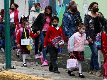 La entrega de tarjetas arrancó el lunes 18 de mayo en todas las escuelas primarias del país. SUN/ARCHIVO