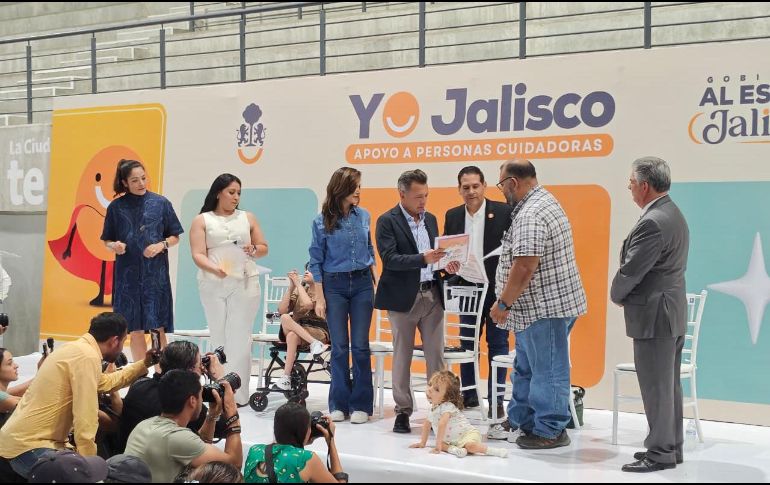 Jalisco destinará 72 millones de pesos para apoyar a personas cuidadoras y  a quienes dependen de cuidados en situación de vulnerabilidad. EL INFORMADOR/ M. HERNÁNDEZ.