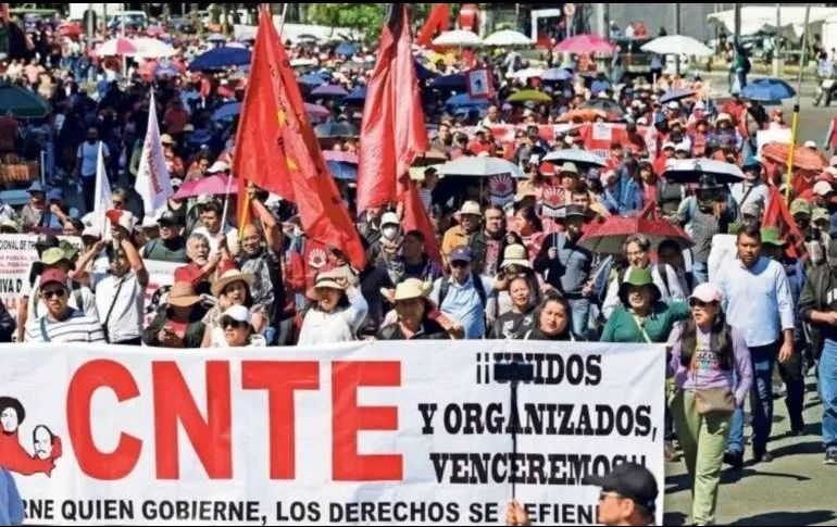 El plantón principal de los maestros se ubicará sobre la emblemática calle 5 de Mayo, abarcando un tramo considerable que va desde el Eje Central Lázaro Cárdenas hasta las inmediaciones del Zócalo. SUN/ Archivo