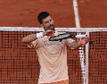 Nada está contado para el serbio, pues el italiano Jannik Sinner se mantiene en la competencia con una racha ganadora imparable. EFE / M. Badra