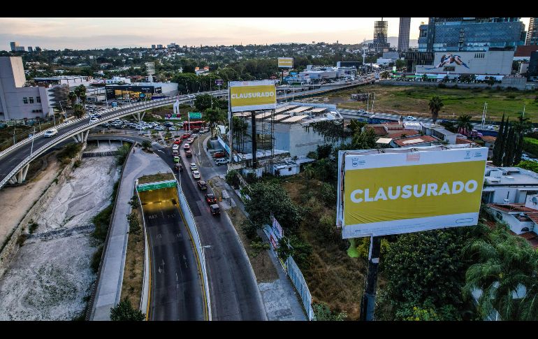 El gobernador agregó que el Gobierno del Estado estará apoyando económicamente a los municipios para avanzar en el retiro de estructuras, particularmente con maquinaria y equipo especializado. EL INFORMADOR / ARCHIVO