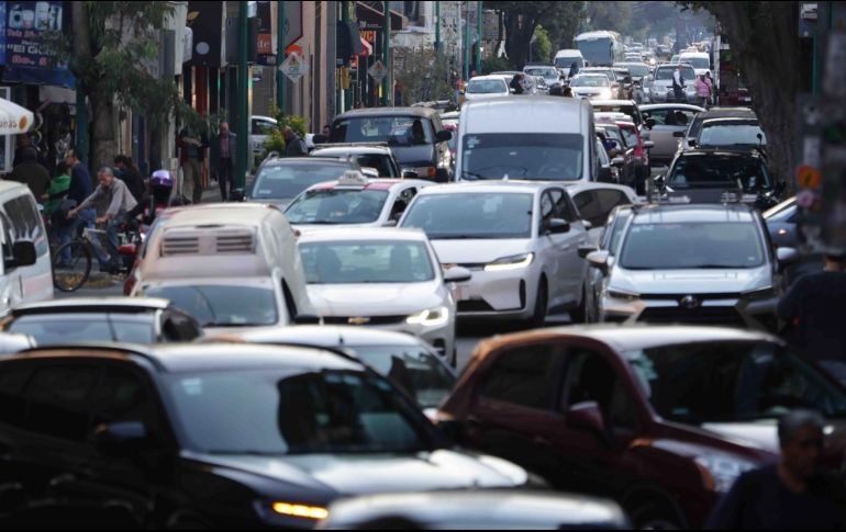 El programa Hoy No Circula se aplica de las 5:00 a las 22:00 horas en todas las alcaldías de la Ciudad de México y en tres zonas conurbadas del Estado de México. SUN/F. Rojas