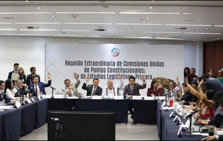 Con 21 votos a favor y 9 en contra, se turnó al pleno la reforma de la presidenta de México, Claudia Sheinbaum. SUN/ D. SANCHÉZ.