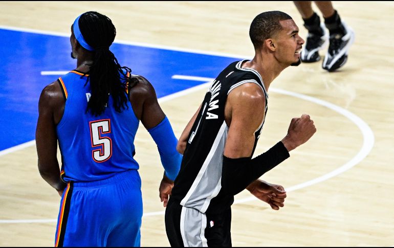 Con Victor Wembanyama como MVP del Oeste, los Spurs eliminaron al campeón defensor y buscarán su sexto título de la NBA. EFE/ G. LEONG.