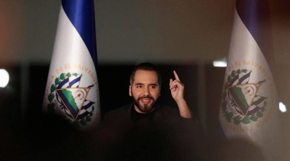 Bukele llegó al 2026 con altos índices de popularidad que ha mantenido sin mayores variaciones a lo largo de sus 7 años consecutivos en el poder. EFE/ R. Sura