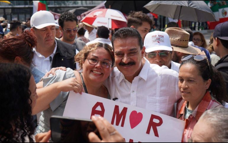 Simpatizantes y liderazgos de Morena en Jalisco se congregaron en la Plaza Juárez para respaldar el mensaje de la presidenta Claudia Sheinbaum. CORTESÍA.