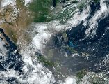 La inmensa nube de polvo sahariano continúa su avance sobre el Mar Caribe y se dirige hacia Estados Unidos, afectando la calidad del aire y la salud respiratoria. ESPECIAL/ Gobierno de México