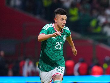 "Si me toca estar ese día en el once, pues estoy seguro de que voy a dejar el alma por el equipo, por mis compañeros, por la gente", afirmó Alvarado. IMAGO7/M. Contreras