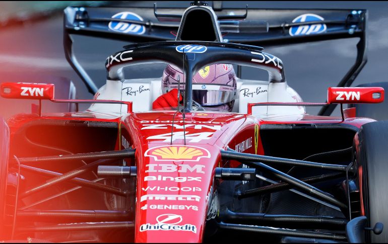Hamilton registró una vuelta de 1:13.026 en el circuito urbano de Montecarlo para superar por poco más de una décima a Leclerc. EFE / S. Nogier