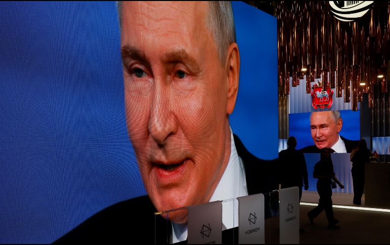 Putin admitió haber ojeado el contenido de la carta de Zelenski. EFE/EPA/ANATOLY MALTSEV