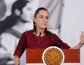 La Presidenta Claudia Sheinbaum celebró al magisterio nacional que trabaja en escuelas públicas de todo México. EFE/I. Esquivel