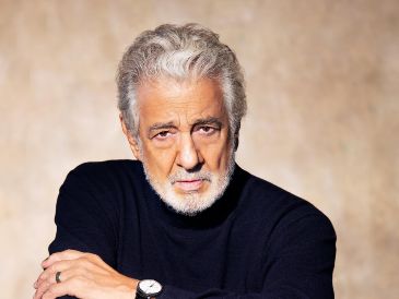 Con más de seis décadas de trayectoria internacional, Plácido Domingo volverá a presentarse en Guadalajara en el Conjunto Santander. CORTESÍA