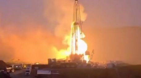 Pemex detalló que los fluidos y gases que emanan del Pozo Krem-1 son quemados de manera controlada. SUN/CAPTURA