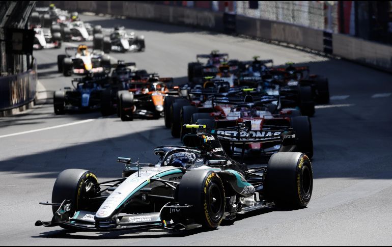 Kimi Antonelli reforzó su liderato en el Campeonato de Pilotos tras conquistar el GP de Mónaco, mientras Lewis Hamilton desplazó a George Russell del segundo puesto de la clasificación. EFE/ S. NOGIER.