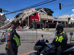 Autoridades locales informaron que varias viviendas sufrieron afectaciones severas y que continúan las inspecciones para determinar el alcance real de la emergencia. AFP/ E. ESPEJO