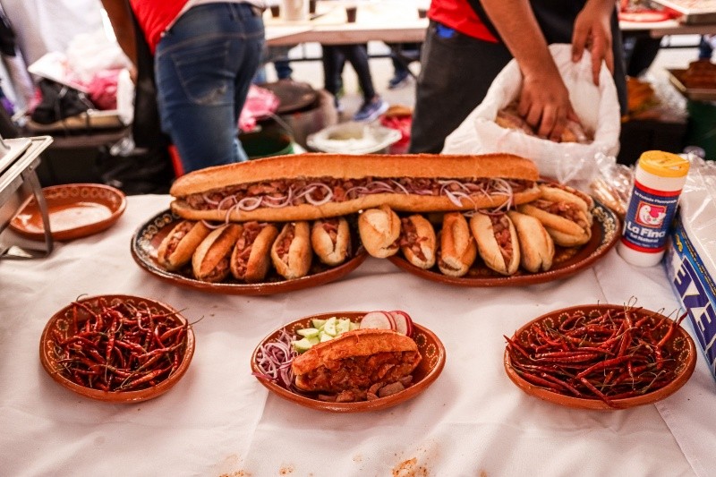 La torta ahogada es el estandarte culinario indiscutible de Guadalajara. EL INFORMADOR / ARCHIVO