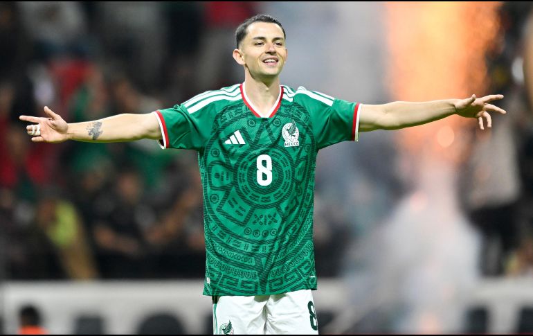 Luis de la Fuente no solo afina a la Selección de España en Puebla, sino que lanzó un inesperado elogio al mediocampista de la Selección Mexicana, Álvaro Fidalgo, encendiendo los ánimos de la afición de nuestro país. IMAGO7