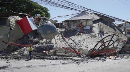 El temblor fue detectado a las 07:37 hora local del lunes a unos 24 kilómetros al suroeste de la isla filipina de Burias y a una profundidad de alrededor de 35 kilómetros. EFE/EPA/E. Elbert