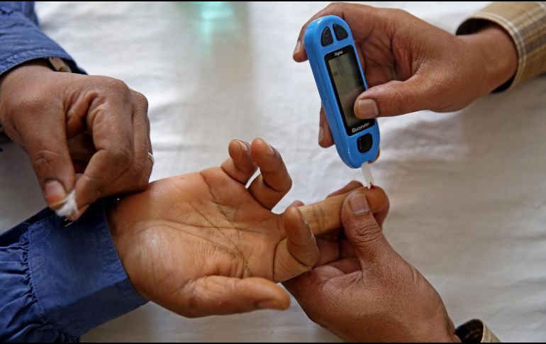 En el estudio han participado 406 personas con diabetes tipo 2 que fueron asignadas aleatoriamente a dos grupos de tratamiento. EFE / JAGADEESH NV