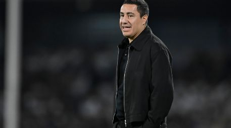 La directiva universitaria confirmó el fin del ciclo de Efraín Juárez al frente del equipo. IMAGO7.