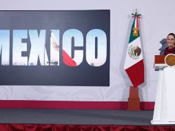 Esta semana, Sheinbaum puso en duda su asistencia al Fan Fest del Zócalo, en el centro de la ciudad, para ver el partido inaugural, pese a que anteriormente había asegurado que acudiría. EFE / S. Gutiérrez