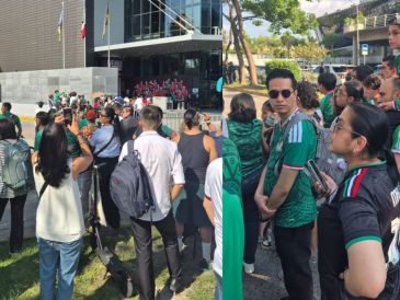 Corea del Sur dejó su concentración entre aplausos y muestras de apoyo para dirigirse al Estadio Guadalajara en su debut mundialista ante Chequia. EL INFORMADOR/ J. ROBLES.
