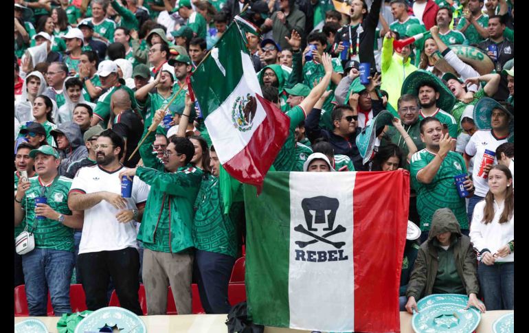 Los aficionados mexicanos vivieron un momento único este jueves en el Estadio Ciudad de México. SUN/L. Camacho