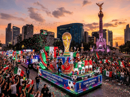 El Gran Desfile Mundialista llega en un momento de máxima euforia para los aficionados, justo después de la histórica inauguración del torneo el jueves 11 de junio. GEMINI AI