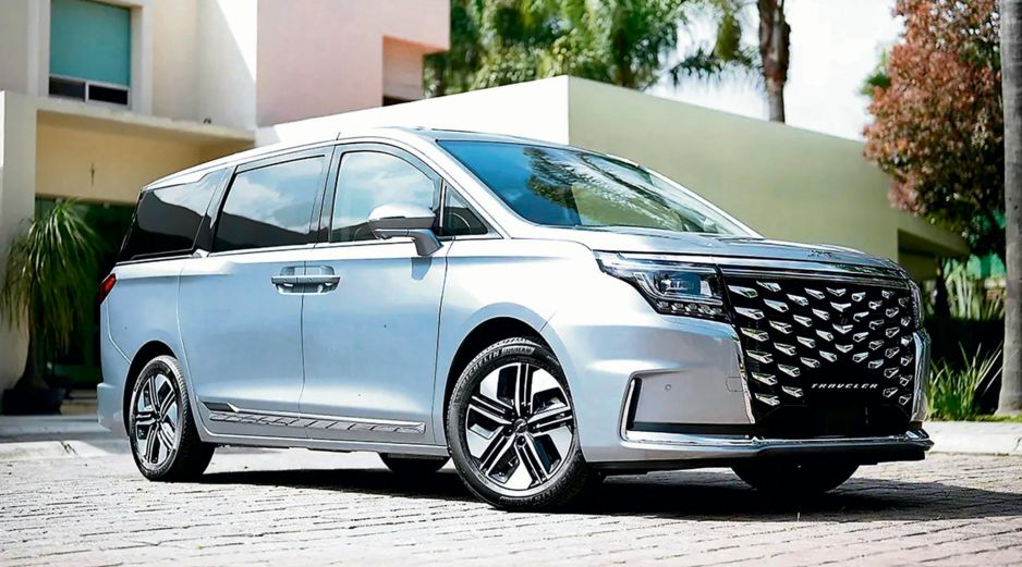 Traveler. Una de las principales ventajas de esta minivan es su amplitud. ESPECIAL