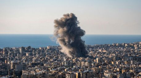 Este domingo, Israel lanzó nuevos ataques contra el barrio Dahye de Beirut, en el Líbano. EFE/E. Gutiérrez