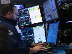 El petróleo WTI bajó este lunes casi un 4.9%, hasta 80.75 dólares el barril, su precio más bajo desde principios de marzo. AFP/ARCHIVO