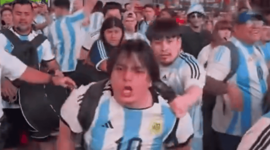 Este lamentable episodio ocurre justo antes del esperado choque entre Argentina y Argelia en el Mundial 2026. ESPECIAL / X