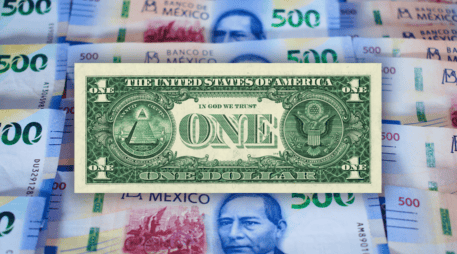 En las ventanillas de los principales bancos comerciales, la divisa norteamericana se ofrece a la venta en un rango cercano a los 17.60 pesos. La compra se ubica alrededor de los 16.61 pesos. ESPECIAL / CANVA