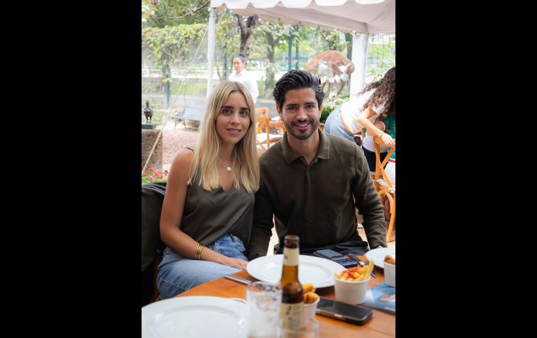 Marifer Cantón y Eduardo Campero. GENTE BIEN JALISCO / T. Martínez