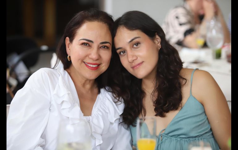 Carla Íñiguez y Amalia Carvajal. GENTE BIEN JALISCO / C. Jimeno