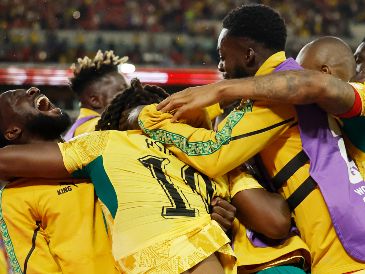 Ghana sorprendió en una jugada de contraataque y encontró el gol de la victoria, asegurando sus primeros tres puntos en su debut mundialista. EFE/ B. Velasco.