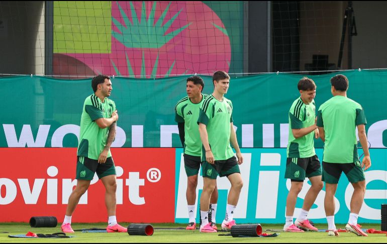 Entrenamiento de la seleccion mexicana previo al juego contra Corea del Sur. EL INFORMADOR / A. NAVARRO
