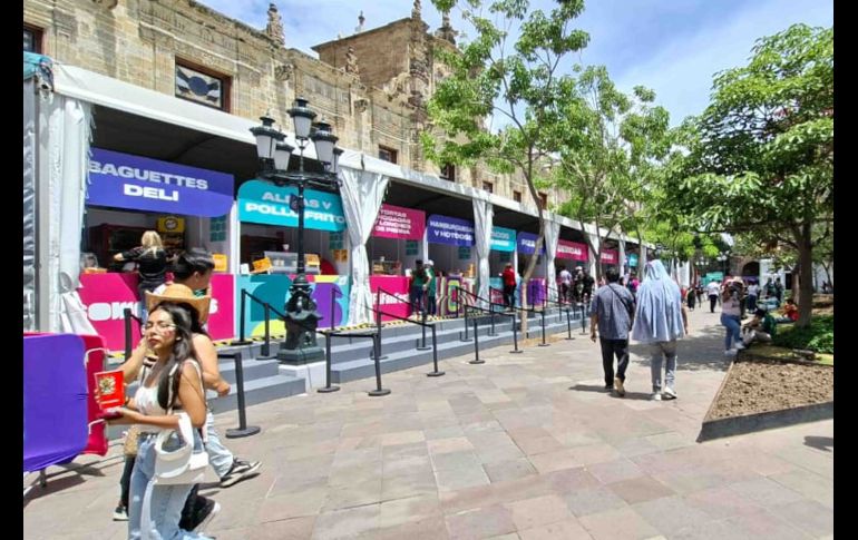 Además de los juegos en las pantallas gigantes, el FIFA Fan Fest Guadalajara cuenta con actividades recreativas y un área gastronómica. SUN/S. García