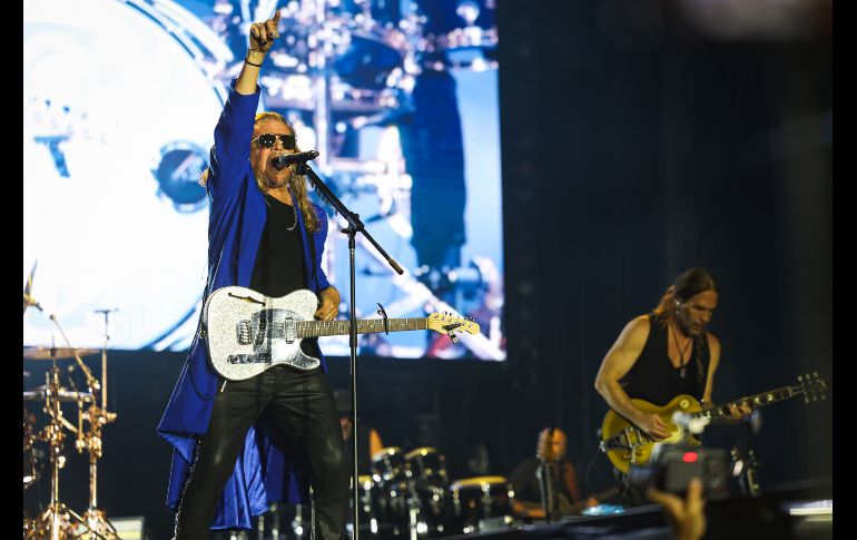 Fher Olvera de Maná durante el concierto en La Minerva / Foto: El Informador / J.Acosta