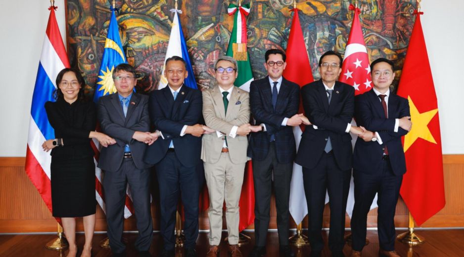 En la reunión, Roberto Velasco subrayó la importancia de la reciente adhesión de México al Tratado de Amistad y Cooperación en el Sudeste Asiático. CORTESÍA/ Secretaría de Relaciones Exteriores